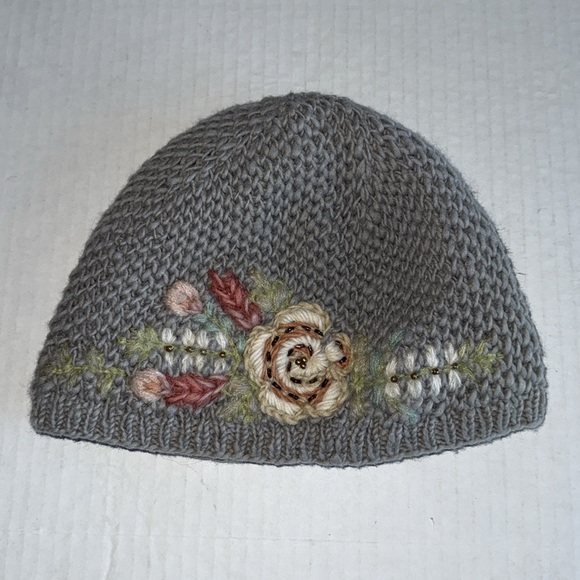 French Knot By Lindsay Mason Josephine Cloche Floral Embroidered Beanie - Picture 2 of 4